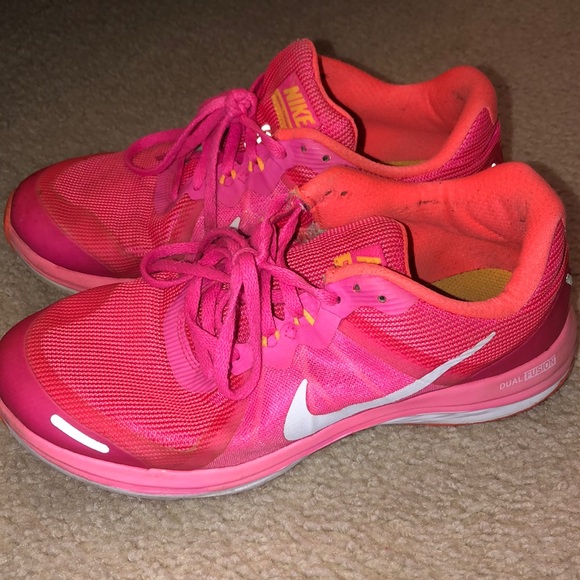 Nike Shoes - nike pink sneakers